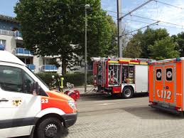Das augustinum dortmund ist privilegierter alterswohnsitz vieler senioren, die eine selbstständige lebensweise in den eigenen vier wänden. Fw Do 10 07 2019 Kuchenbrand In Dortmund Hombruch Rettung Aus Verrauchter Wohnung Presseportal
