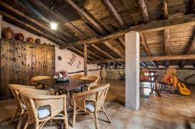 Las mejores casas rurales en teruel para tu escapada. Casa La Carpintera Casa Rural En Royuela Teruel