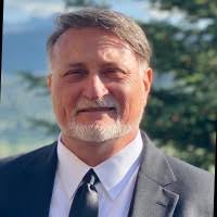 100+ perfiles de «Haney»