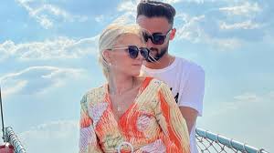 Estefania Wollny: Sie zeigt erstmals ihren neuen Freund - BUNTE