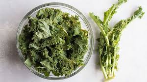 How To Make Super Tasty Kale Chips Anytime Fitness Kale Chips Homemade Kale Chips Good Brain Food