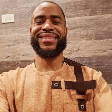 Elisha Hall's Instagram, Twitter & Facebook