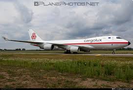 As one of the world's most popular choices for cargo airplanes, it holds a maximum gross payload of 128.5 metric tonnes. Lx Ncl Boeing 747 400erf Operated By Cargolux Airlines International Taken By Eriknorthman Photoid 23558 Planephotos Net