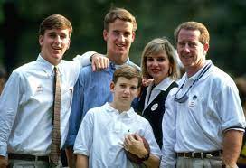 Peyton manning facts for kids. Peyton Manning S Recruitment Follows In Wake Of Father Archie Sports Illustrated Vault Si Com