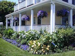 Gorgeous Front Yard Landscaping Ideas 909 Goodsgn Landscapeideasfrontyard Landscapingideas R Porch Landscaping Front Porch Landscape Farmhouse Landscaping I am so pleased to say it is to spruce up the landscaping on both sides of the house, we trimmed the bushes and added some amazing transformation!