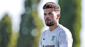 Luís manuel arantes maximiano is a portuguese footballer who plays as a goalkeeper for sporting cp. Granada Tem 5 Milhoes De Euros Para Luis Maximiano Sporting Jornal Record