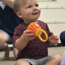 KINDERMUSIK WITH DANIELLE