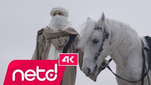 Mabel Matiz Mendilimde Kirmizim Var Feat Sibel Gursoy Folk Muzik Sarki Sozleri