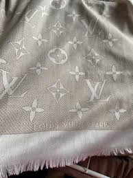 Entdecke 160 anzeigen für louis vuitton schal kaufen zu bestpreisen. Louis Vuitton Schal Tuch Echt Oder Plagiat