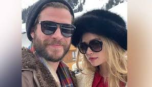 Gabriella Brooks slays in towel mirror selfie