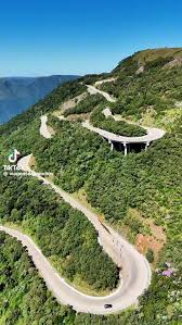 A Serra da Rocinha está pronta e liberada para o tráfego, depois de muitos anos em obras!, A Rocinha é uma das estradas mais incríveis do Brasil com suas belas paisagens, além de sua engenharia e ...