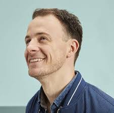 Toni Cooley's Instagram, Twitter & Facebook