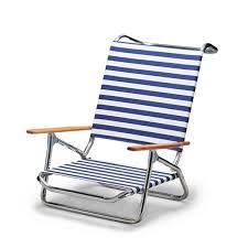 A beach chair should feature an extremely low profile and lightweight design especially if you are backpacking or elderly. Beach Chair Folding Telescope Light N Easy Low Boy Picnic Furniture