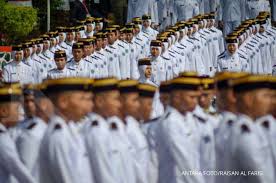 Gaji sebagai specification engineer disalah satu perusahaan swasta dibidang konstruksi : Gaji Pns Dki Mencapai Rp 28 Juta Lulusan Ipdn Ramai Ramai Incar Posisi Di Jakarta