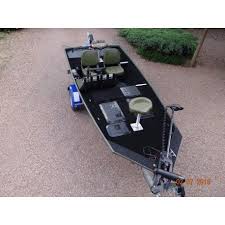 Alweld 1442 Vv Cause Changement De Projet Nous Mettons En Vente Pour Un Client Barque Aluminium Us Amenagee Bass Boat Marque A Vert Kaki Barque Et Couleur