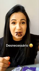 Desnecessário 😂🤭 eu colocar essa bala de gelatina na boca com as patas  pra fora. Que gastura desse bicho 😵🕷, E você já experimentou? Me diz o  que achou do sabor ☺️, #fini #finiaranha #baladegoma ...