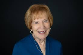 Abby Hilliard's Instagram, Twitter & Facebook