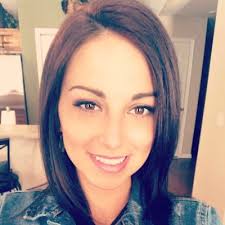 Danielle Bourassa (@Danid0213)