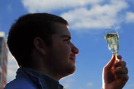 Putting the fizz into festival with prosecco celebration in Sheffield