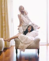 Scan Rose Photos From Blackpink Summer Diary 2019 In Hawaii