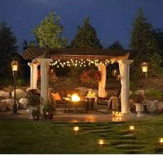 Wie Kann Man Eine Pergola Selbst Bauen Anleitung Und Fotos Garten Landschaftsbau Beleuchtung Garten Und Garten Und Outdoor