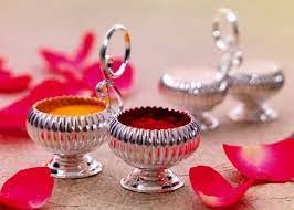 There are many gift categories at our online gift store, for e.g. Wedding Gifts Worth Their Weight In Silver 10 Exquisite Silver Gift Items For Marriage With Price