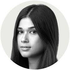 Eve Lyons's Instagram, Twitter & Facebook