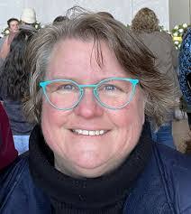 Kendra Farrow's Instagram, Twitter & Facebook