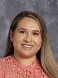 Dora Baron's Instagram, Twitter & Facebook