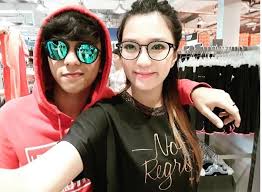 Senarai ini tidak lengkap dan akan ditingkatkan dari masa ke masa menurut keperluan. Cun Juga Kakak Aiman Tino Dah Jadi Penyanyi Hiburan Mstar