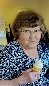 Joyce Bergstrom's Instagram, Twitter & Facebook