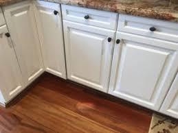 refinish or replace kitchen cabinets