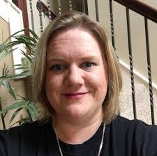 Bernadette Ray's Instagram, Twitter & Facebook