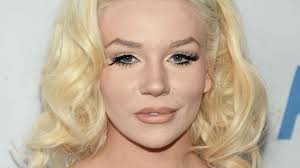Chrissy teigen is apologizing to courtney stodden after the model was called out by the reality star for years of unwarranted social media bullying. Trotz Scheidung Courtney Stodden Wird Ihren Ex Immer Lieben Promiflash De