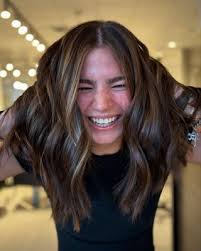 VAIANI & CLARKE SALON