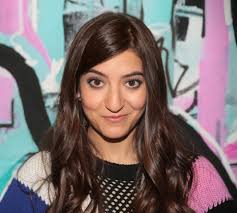 Festival Season (Serie de TV 2023– )