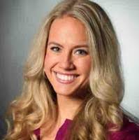 Julie Kersjes's Instagram, Twitter & Facebook