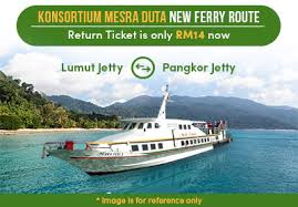 Satu naik feri dari jeti marina island, teluk batik dan satu lagi naik feri dari jeti lumut tapi sebab kitorang dekat dengan marina so naik feri dekat marina je la. Travel To Pangkor Island From Lumut Jetty With Konsortium Mesra Duta S Ferry