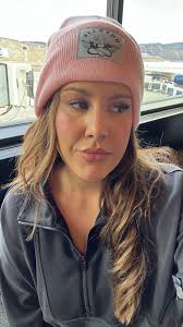 Channeling my inner #kourtneykardashian lol but like… I ate the donut 🤓🍩  , #bikiniseason #reels #discover #fyp #kardashians  #keepingupwiththekardashians #miamivibes