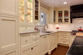 Off White Shaker Cabinets With Textured Glass Kitchen Design Kitchen Cabinet Design Off White Cabinets