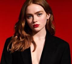 ICYMI: TheFantasticFour star Joseph Quinn says Sadie Sink would be a great  Jean Grey in the MCU. #MegaconOrlando Do you want her to play that role? 🤔