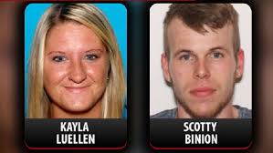 Clark County Sheriff looking for 2 people suspected in numerous burglaries 