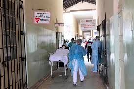 Así, en arequipa, la población ha ido levantando, poco a poco, las restricciones, de manera autónoma. Gobierno Impone Nuevas Restricciones A Arequipa Por La Pandemia Del Coronavirus Encuentro