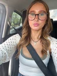 Dawn Wyckoff's Instagram, Twitter & Facebook