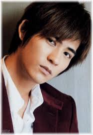vic chou zhōu yumin zai zai a taiwanese actor singer and commercial model isn t he cute portret chzhou