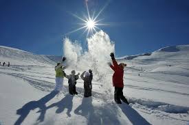 Vacances ski famille tout compris : La Montagne Lieu Ideal Pour Les Vacances En Famille Ski Nordique Net