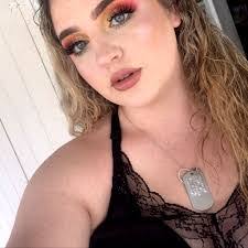 Molly Silva's Instagram, Twitter & Facebook