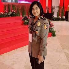 Pada video kali saya akan kembali berbagi informasi tentang seleksi bintara polri tahun 2020. Pengalaman Avy Tiasa Febrina Menjadi Polisi Wanita Polwan Highlight Id