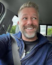 William Jorge is such a great service provider highly recommend to everyone  ☺️❤️ no buffering no freezing everything working good 😊💯