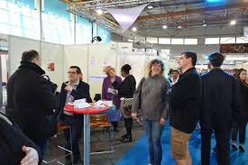 Taux de chômage, taux d'activité, taux d'emploi : Charpentiers Agents De Securite Animateurs Pres De 600 Offres A Pourvoir Au Forum De L Emploi Dans L Eure La Depeche Louviers